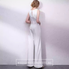 將圖片載入圖庫檢視器，The Oorelle Toga Colour Block White and Black Pantsuit - WeddingConfetti