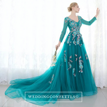 將圖片載入圖庫檢視器，The Greta Green Long Sleeves Lace Gown (Customisable) - WeddingConfetti