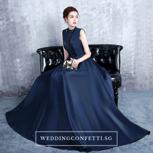 將圖片載入圖庫檢視器，The Erinza Navy Blue Sleeveless Satin Dress - WeddingConfetti