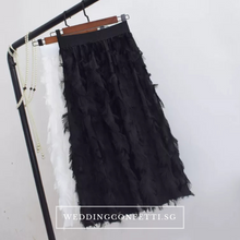 將圖片載入圖庫檢視器，The Fetcher Bridesmaid Feathered Skirt - WeddingConfetti