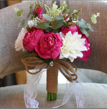 將圖片載入圖庫檢視器，Wedding Flower Bouquet - WeddingConfetti