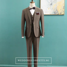 將圖片載入圖庫檢視器，Caden Groom Men's Striped Brown / Grey / Black Suit Jacket, Vest and Pants (3 Piece) - WeddingConfetti