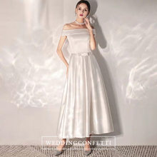 將圖片載入圖庫檢視器，The Aleia Wedding Bridal Off Shoulder Dress - WeddingConfetti
