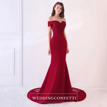 將圖片載入圖庫檢視器，The Fremonte Off Shoulder Gown - WeddingConfetti