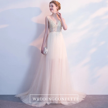 將圖片載入圖庫檢視器，The Sophiela Glittery Sleeveless Sequins Gown (Available in 2 colours) - WeddingConfetti
