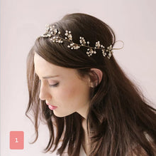 將圖片載入圖庫檢視器，Bridal Headpiece - WeddingConfetti