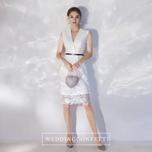 將圖片載入圖庫檢視器，The Victoria White Lace Dress (Available in 2 colours) - WeddingConfetti