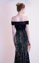 將圖片載入圖庫檢視器，The Etsy Off Shoulder Glitter Gown - WeddingConfetti
