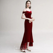將圖片載入圖庫檢視器，The Radienne Red Off Shoulder Gown - WeddingConfetti