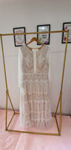 將圖片載入圖庫檢視器，The Yolanda Bohemian Bridal Long Sleeves Gown - WeddingConfetti