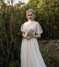 將圖片載入圖庫檢視器，The Alene Bohemian Puff Sleeves Wedding Gown - WeddingConfetti