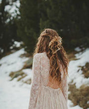 將圖片載入圖庫檢視器，The Liezel Bohemian Wedding Long Sleeves Gown - WeddingConfetti