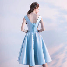 將圖片載入圖庫檢視器，The Orient Blue / Gold Sleeveless Floral Gown - WeddingConfetti