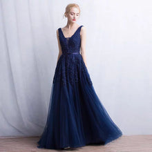 將圖片載入圖庫檢視器，The Serena Tulle Sleeveless Gown (Customisable) - WeddingConfetti