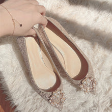 將圖片載入圖庫檢視器，The Ixorie Wedding Champagne Bridal Flats - WeddingConfetti