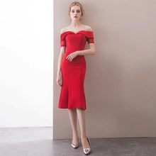 將圖片載入圖庫檢視器，The Heriette Red Glitter Off Shoulder Mermaid Short Dress - WeddingConfetti