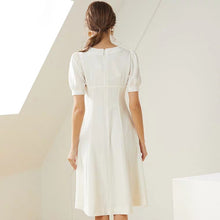 將圖片載入圖庫檢視器，The Bertilly Short Puffed Sleeves Dress - WeddingConfetti