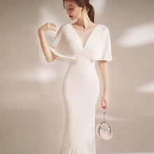 將圖片載入圖庫檢視器，The Serena Off White Flare Sleeves Gown - WeddingConfetti