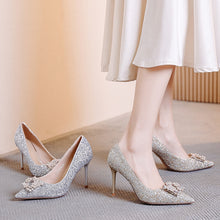 將圖片載入圖庫檢視器，The Belline Wedding Bridal Gold/Silver Glitter Heels - WeddingConfetti