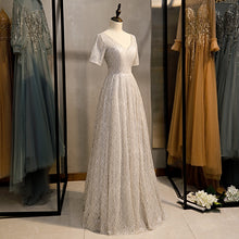 將圖片載入圖庫檢視器，The Katrina Short Sleeve Grey Gown - WeddingConfetti