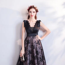 將圖片載入圖庫檢視器，The Helena Sleeveless Black Gown - WeddingConfetti