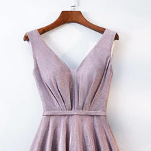 將圖片載入圖庫檢視器，The Cailey Iridescent Sleeveless Gown - WeddingConfetti