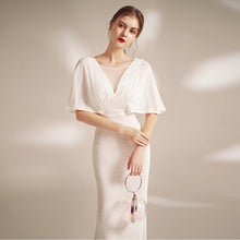 將圖片載入圖庫檢視器，The Serena Off White Flare Sleeves Gown - WeddingConfetti