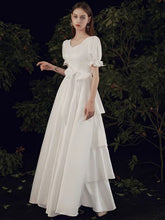 將圖片載入圖庫檢視器，The Penelope Wedding Bridal Short Sleeve Dress - WeddingConfetti