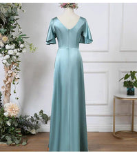 將圖片載入圖庫檢視器，The Carroll Satin Bridesmaid Dress (Customisable) - WeddingConfetti
