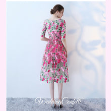 將圖片載入圖庫檢視器，The Acadia Pink Floral Dress - WeddingConfetti