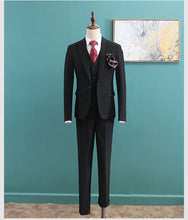 將圖片載入圖庫檢視器，Caden Groom Men's Striped Brown / Grey / Black Suit Jacket, Vest and Pants (3 Piece) - WeddingConfetti