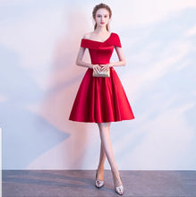 將圖片載入圖庫檢視器，The Thalia Off Shoulder Dress (Available in 3 colours) - WeddingConfetti