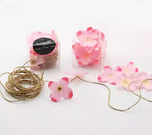 將圖片載入圖庫檢視器，Wedding Flower Garland (Various Colours) - WeddingConfetti