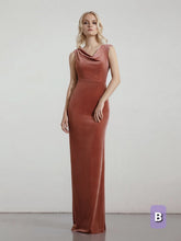 將圖片載入圖庫檢視器，The Roselle Velvet Bridesmaid Collection (4 Different Designs) - WeddingConfetti