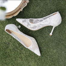 將圖片載入圖庫檢視器，The Leila Wedding Lace White Heels - WeddingConfetti