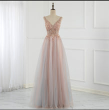 將圖片載入圖庫檢視器，The Pennylia Blue Sequined Sleeveless Gown (Available in 2 Colours) - WeddingConfetti