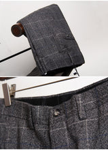 將圖片載入圖庫檢視器，Leonardo Groom Men's Checkered Brown Grey Suit Jacket, Vest and Pants (3 Piece) - WeddingConfetti