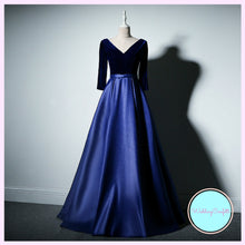 將圖片載入圖庫檢視器，The Yolanda Royal Long Sleeves Dress (Available in 3 colours) - WeddingConfetti