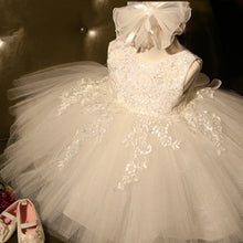 將圖片載入圖庫檢視器，The Mellie Flower Girl Dress (Available in 3 colours) - WeddingConfetti