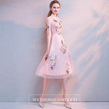 將圖片載入圖庫檢視器，The Erista Pink Cheongsam Cocktail Gown - WeddingConfetti