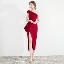 將圖片載入圖庫檢視器，The Charis One Shoulder Origami Red / White Dress With Slit - WeddingConfetti