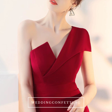 將圖片載入圖庫檢視器，The Claudine One Shoulder Red / Black / White Gown With Slit - WeddingConfetti