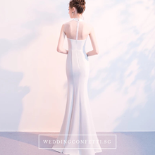 將圖片載入圖庫檢視器，The Marisa Mandarin Collar White / Red / Black Sleeveless Gown - WeddingConfetti