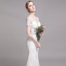 將圖片載入圖庫檢視器，The Nikita Wedding Bridal Short Sleeve Lace Dress - WeddingConfetti