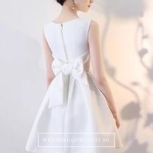 將圖片載入圖庫檢視器，The Amelia Bow White / Black Sleeveless Dress (Available in 2 colours) - WeddingConfetti