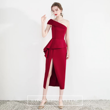 將圖片載入圖庫檢視器，The Charis One Shoulder Origami Red / White Dress With Slit - WeddingConfetti