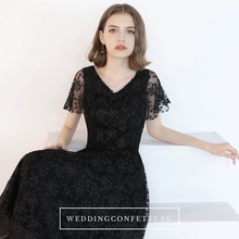 將圖片載入圖庫檢視器，The Adella Short Sleeves Black Gown - WeddingConfetti