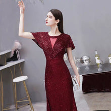 將圖片載入圖庫檢視器，The Lorniston Sequined Red Gown - WeddingConfetti