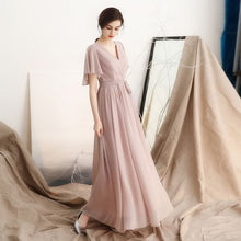 將圖片載入圖庫檢視器，The Daphne Bridesmaid Chiffon Dress (Customisable) - WeddingConfetti
