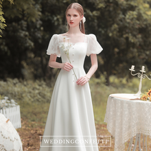 將圖片載入圖庫檢視器，The Violetta Wedding Bridal Puff Sleeves Gown - WeddingConfetti